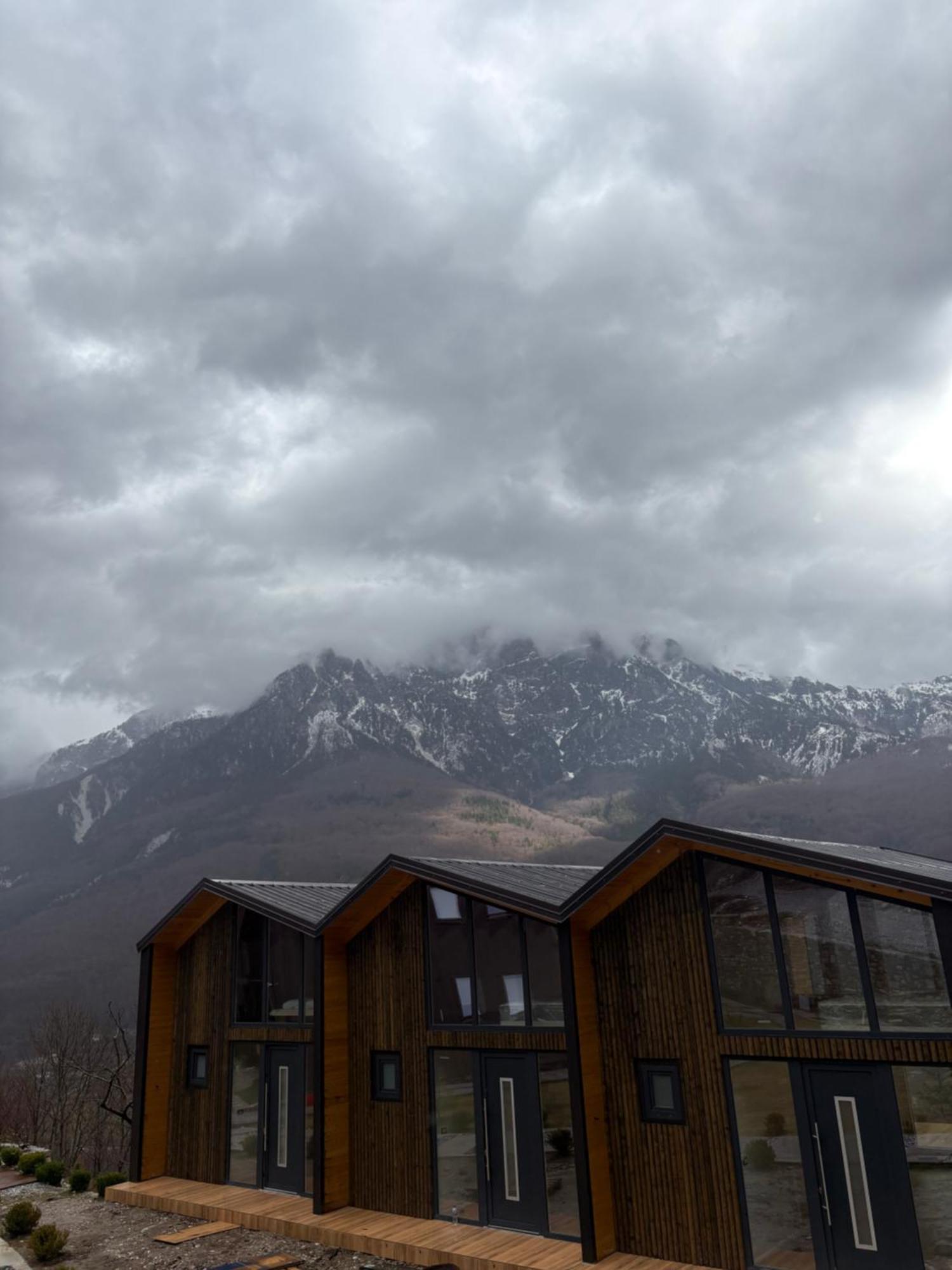 Vidis Chalet Boutique Hotel Theth Extérieur photo