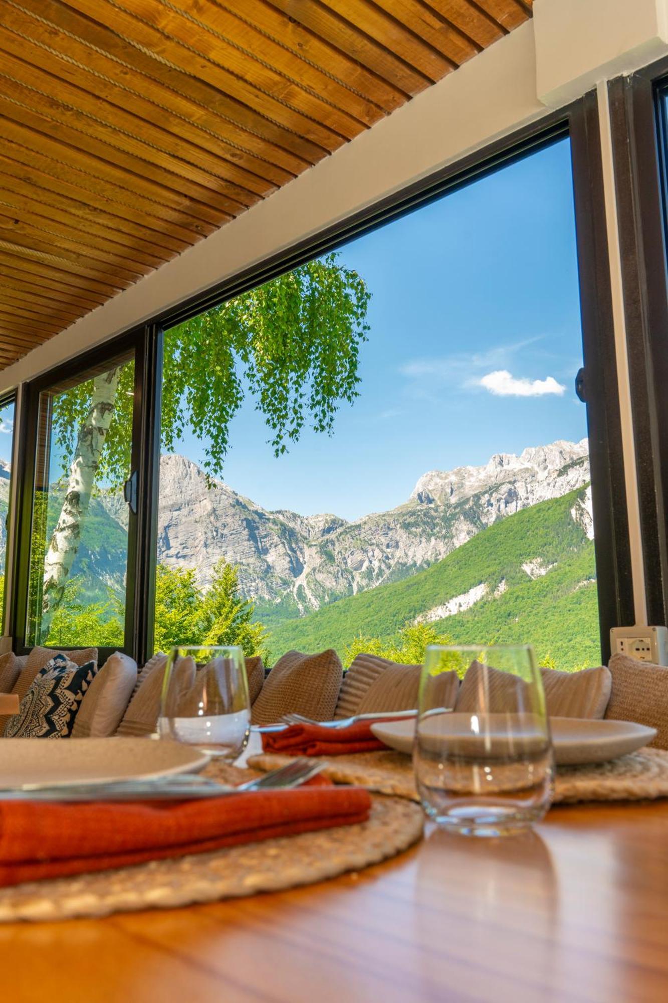 Vidis Chalet Boutique Hotel Theth Extérieur photo